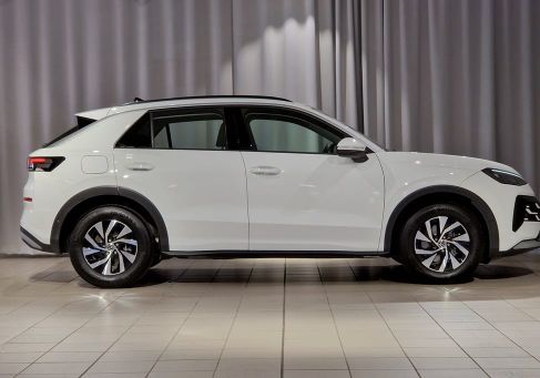 Volkswagen T-Roc, 2026 3