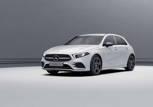 Mercedes-Benz A 200, 2022