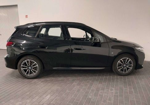 BMW 218, 2025 2