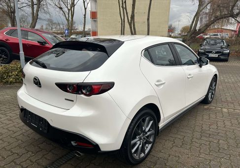 Mazda 3, 2021
