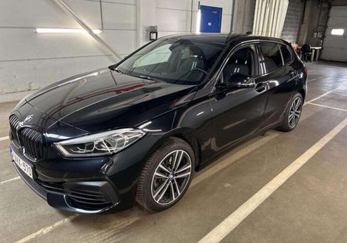 BMW 1 Serija, 2021