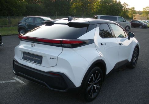 Toyota C-HR, 2025