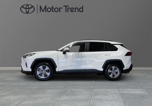 Toyota RAV 4, 2025