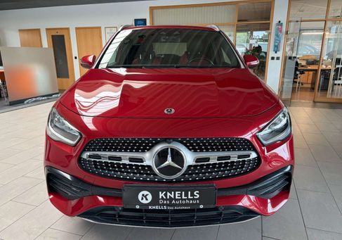 Mercedes-Benz GLA 250, 2021
