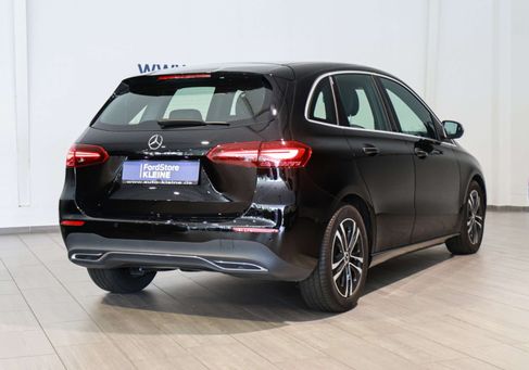 Mercedes-Benz B 180, 2024