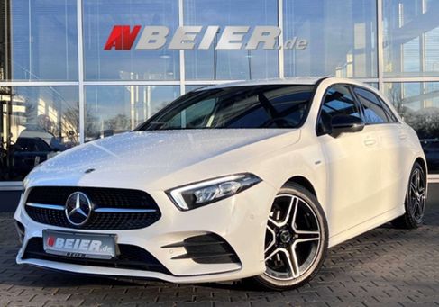 Mercedes-Benz A 180, 2022