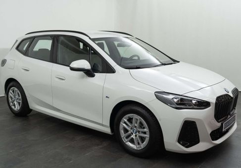 BMW 220, 2024 2