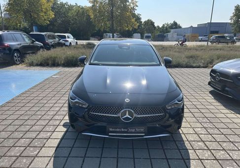 Mercedes-Benz CLA 200, 2024