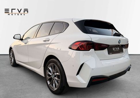 BMW 120, 2024