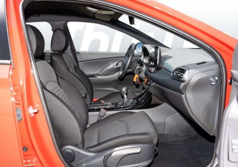 Hyundai i30, 2025 3
