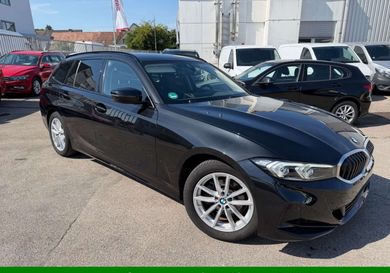 BMW 318, 2023