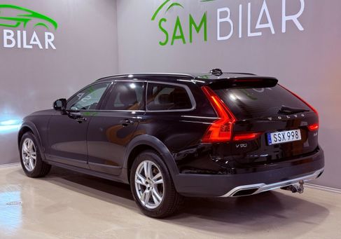 Volvo V90 Cross Country, 2018