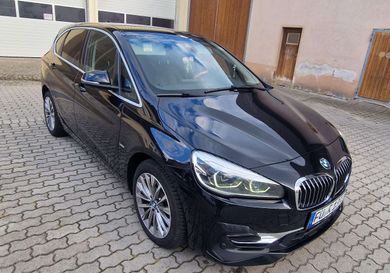 BMW 218, 2019