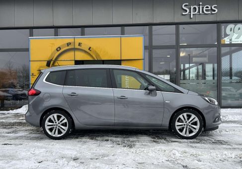 Opel Zafira, 2018