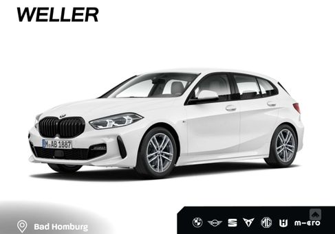 BMW 118, 2022