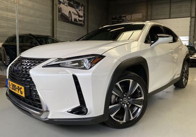 Lexus UX, 2021