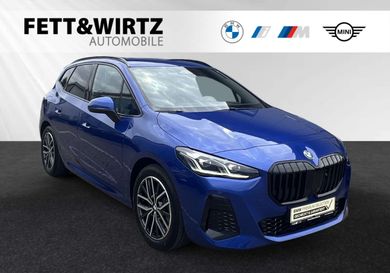 BMW 220, 2025