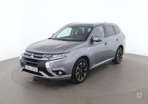 Mitsubishi Outlander, 2016