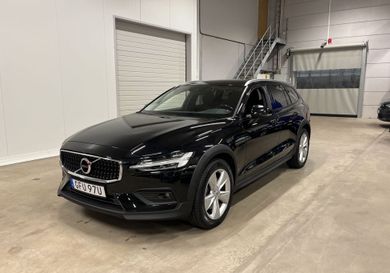 Volvo V60 Cross Country, 2022