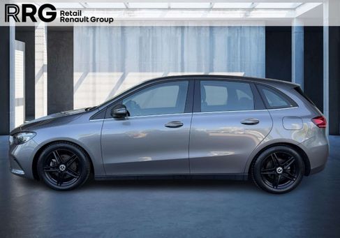 Mercedes-Benz B 180, 2024