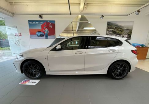 BMW 118, 2023 3
