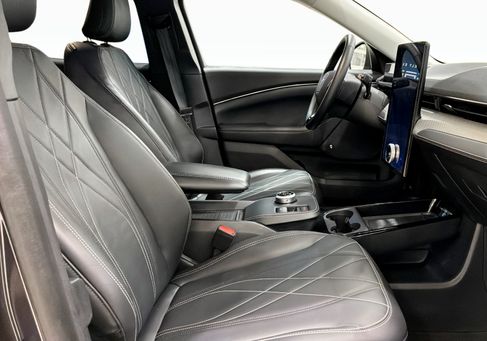 Ford Mustang Mach-E, 2022