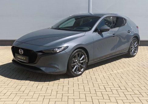 Mazda 3, 2025