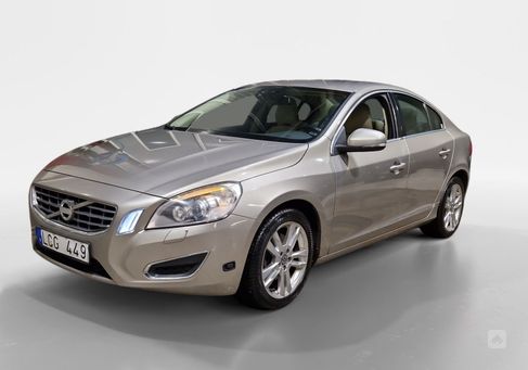 Volvo S60, 2011