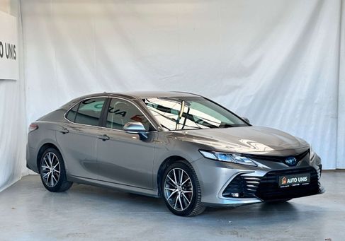 Toyota Camry, 2021