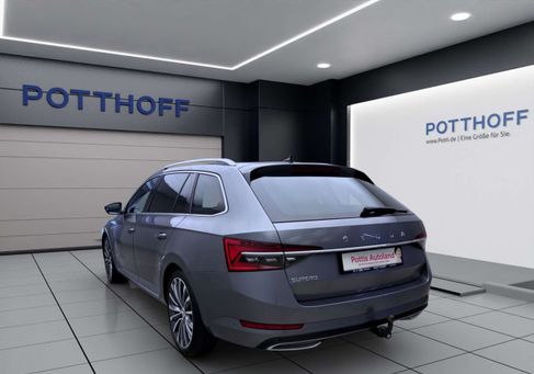 Skoda Superb, 2022