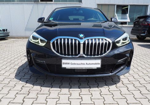 BMW 120, 2021
