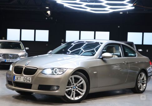 BMW 325, 2008