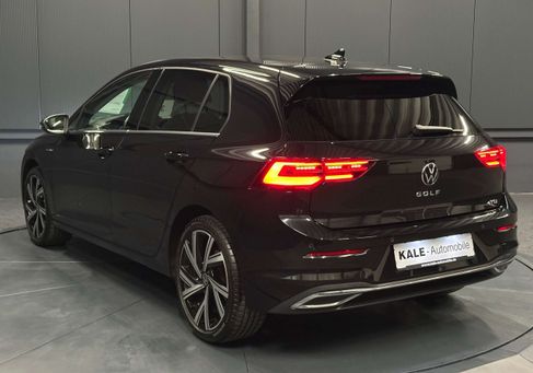 Volkswagen Golf, 2024 3