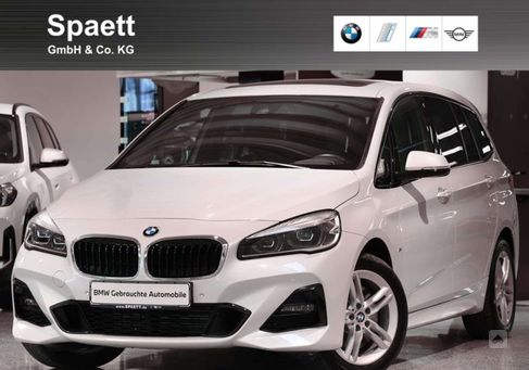 BMW 220, 2021