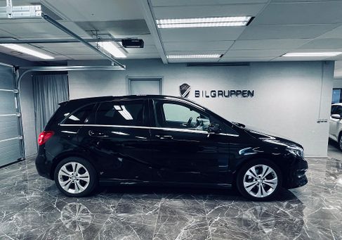 Mercedes-Benz B 180, 2017