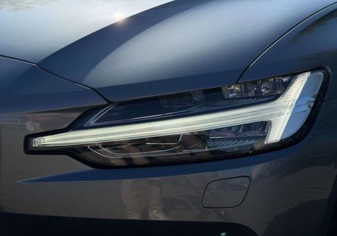 Volvo V60, 2021