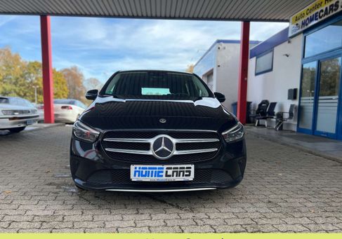 Mercedes-Benz B 200, 2021