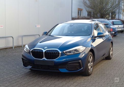 BMW 118, 2022