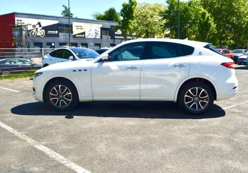 Maserati Levante, 2017