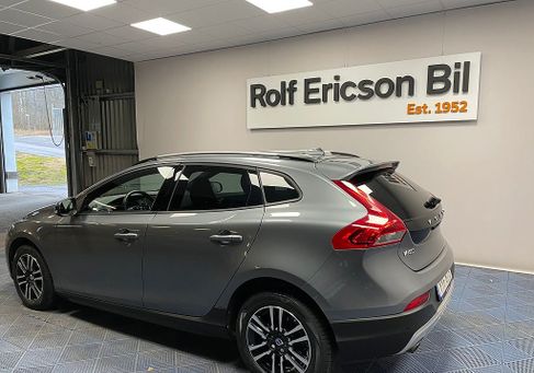 Volvo V40 Cross Country, 2018