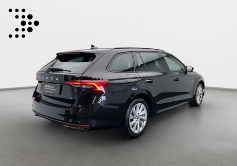 Skoda Octavia, 2025 3