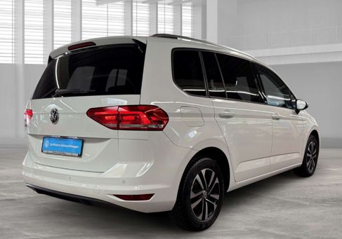 Volkswagen Touran, 2020 3