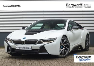 BMW i8, 2015