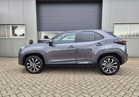 Toyota Yaris Cross, 2025