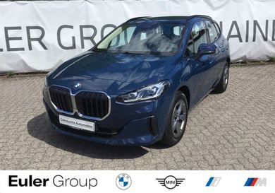 BMW 220, 2025
