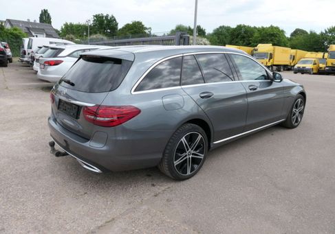 Mercedes-Benz C 300, 2020