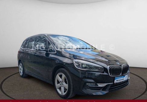BMW 220, 2021 3