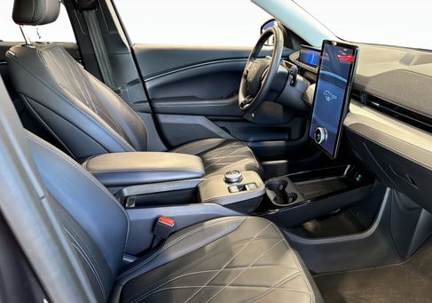 Ford Mustang Mach-E, 2022