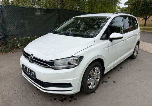 Volkswagen Touran, 2020 3