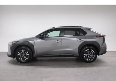 Toyota, 2024